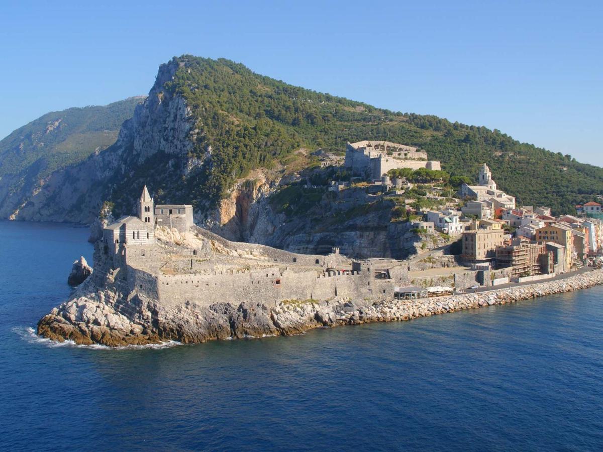 فيلا L'Oasi Tra Mare E Monti ليريسي المظهر الخارجي الصورة